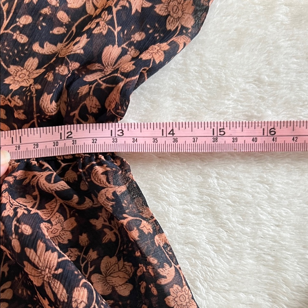 Lulu's She’s The Sweetest Black and Brown Floral Long Sleeve Sheer Blouse Size S - Picture 11 of 12